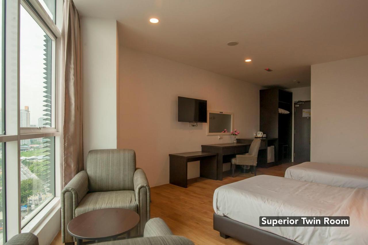 ซัมมิต ซิกเนเจอร์ โฮเต็ล โอยูจี กัวลาลัมเปอร์ Hotel ภายนอก รูปภาพ